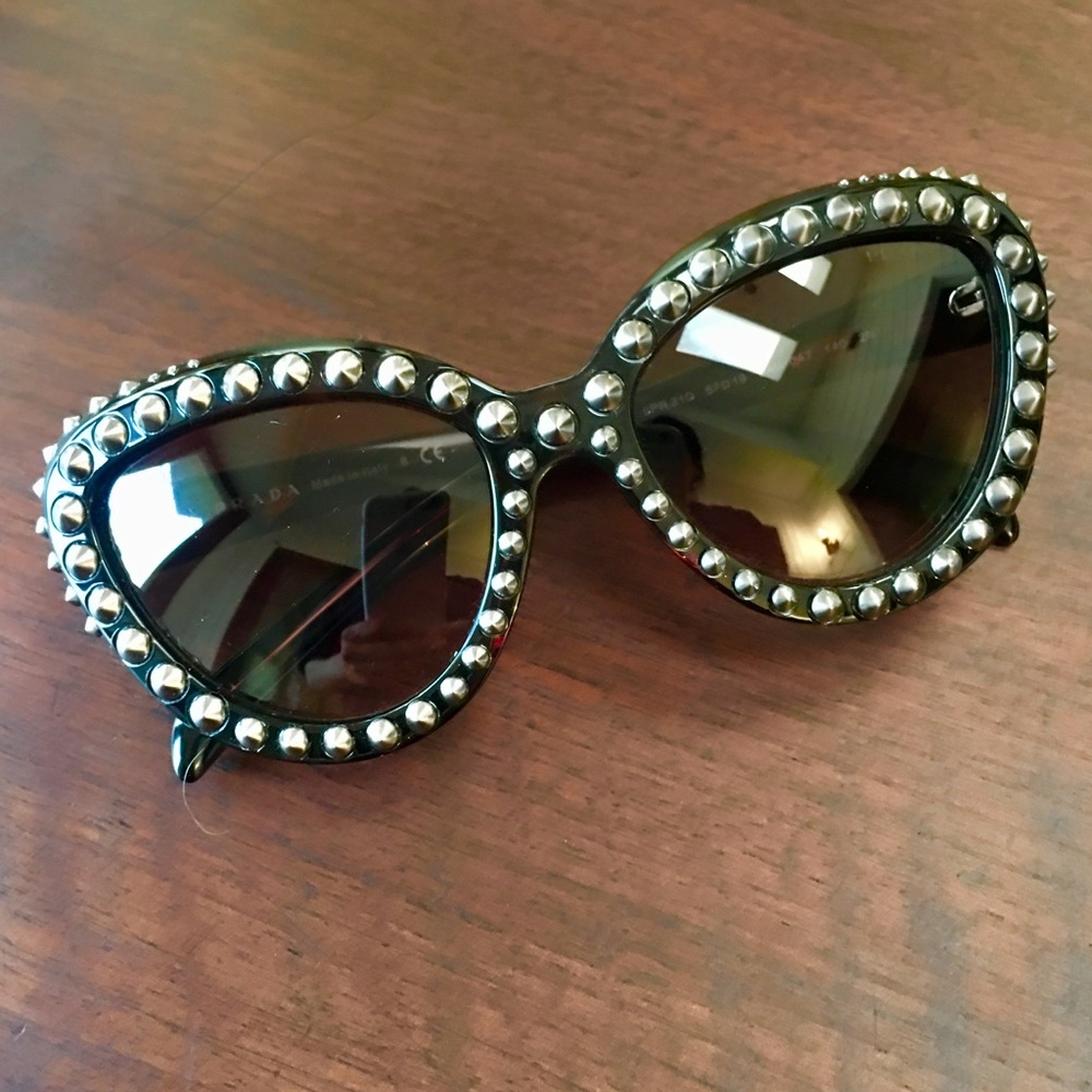 PRADA ORNATE Tortoise Studded Sunglasses!